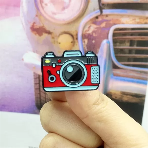 image3pcs Cute Camera Brooches for Women Girls Best Friends Fashion Colorful Enameled Lapel Pins Dress Suit Scarft Accessories Badge Souvenir Retro Gifts for Photography Lovers