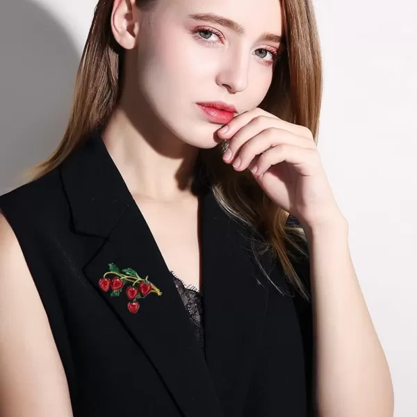 imageFashion Fruit Brooch Pin for Women Girls Gold Tone Cute Enamel Red Strawberry Green Leaf Branch Brooches Lapel Creative Dress Accessories Jewelry Dainty Retro Gift