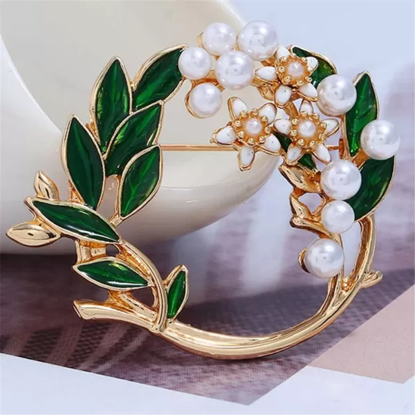 imagePearl Flower Wreath Brooches for Women Men Girls Gold Tone Fashion Vintage Green Olive Leaf Hollow Garland Brooch Pins Bow Tie Necktie Dress Accessories Jewelry Birthday