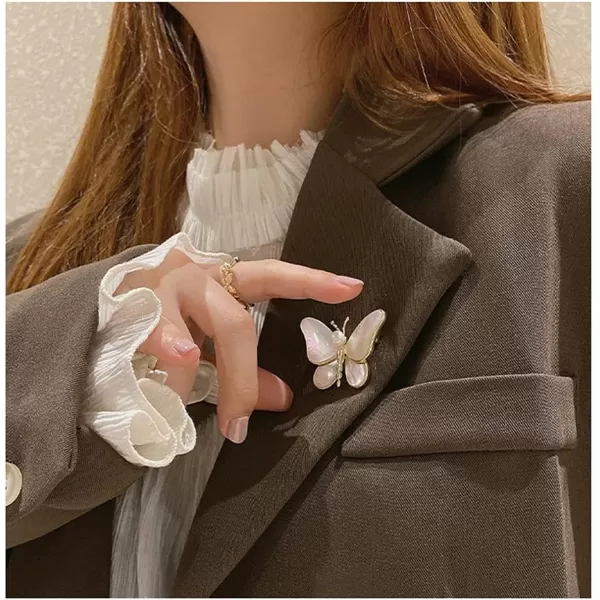imageShell Pearl Butterfly Brooch Pin for Women Girls Fashion Gold Plated Winged Brooches Pins Necktie Dress Accessories Bouquet Decor Elegant Wedding Birthday Anniversary Jewelry Gifts for Mom Sister