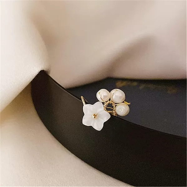 imageDainty Shell Pearl Flower Statement Ring for Women Gold Plated Faux Pearls Ball Open Wrap Rings Comfort Fit Adjustable Expandable Handmade Birthday Wedding Anniversary Jewelry Gift