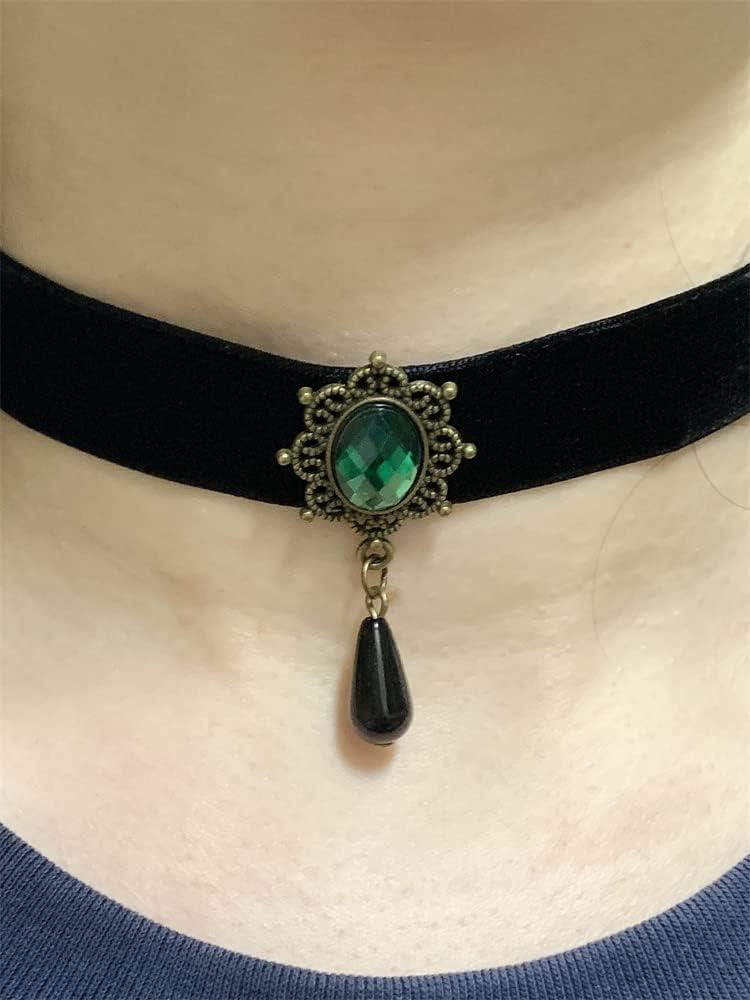 imageVintage Black Velvet Choker Necklace for Women Gothic Victorian Crystal Charms Adjustable Chain Necklaces Retro Boho Dress Accessories Punk 80s 90s Christmas Halloween Cosplay Party Jewelry Green CZ