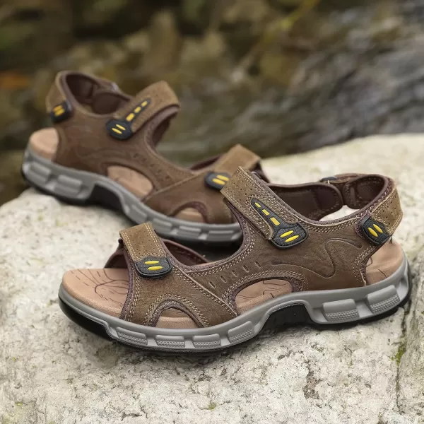 CAMEL CROWN Mens Leather Sandals Outdoor Sports Hiking Sandals Summer Open Toe Adjustable Straps Sandals for Water BeachCoffee7837
