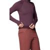 imageMountain Hardwear Womens Crater Lake Heavyweight Half Zip HoodyBlackberry