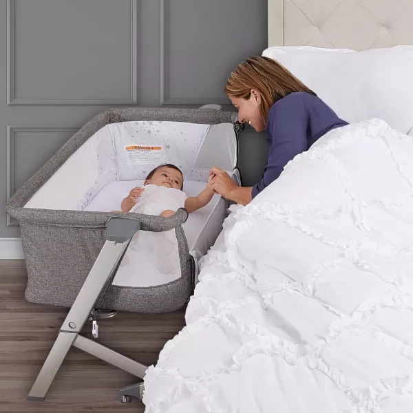 Dream On Me Skylar Bassinet and Beside Sleeper in Pink, Lightweight and Portable Baby Bassinet, Five Position Adjustable Height, Easy to Fold and Carry Travel Bassinet, JPMA Certified