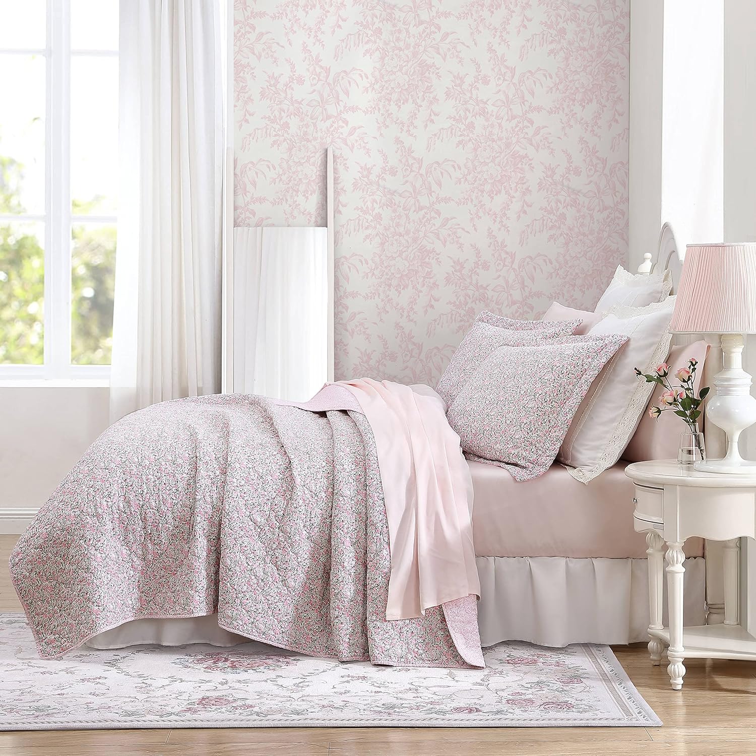 Laura Ashley- Twin Quilt Set, Lightweight Cotton Bedding with Matching Sham, Vintage Floral Inspired Home Decor with Solid Reverse 