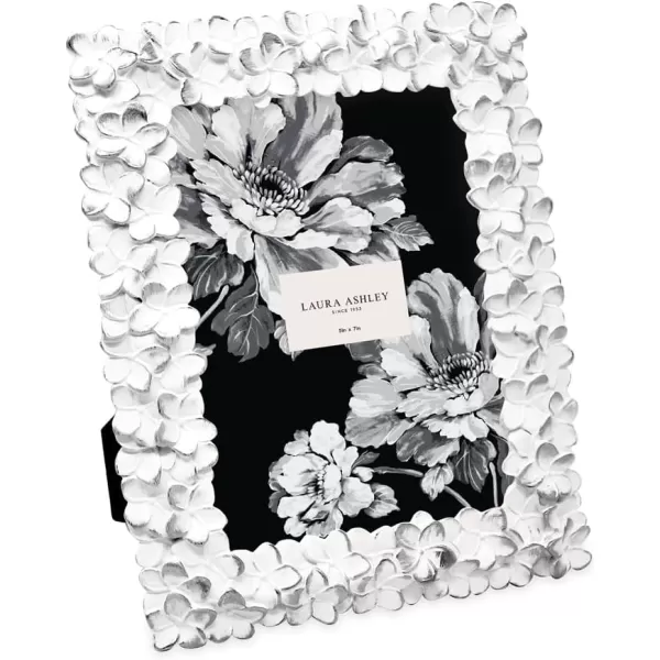 Laura Ashley 4x6 Mint Green Flower Textured Hand-Crafted Resin Picture Frame w/Easel &amp; Hook for Tabletop &amp; Wall Display, Decorative Floral Design Home Décor, Photo Gallery, Art 