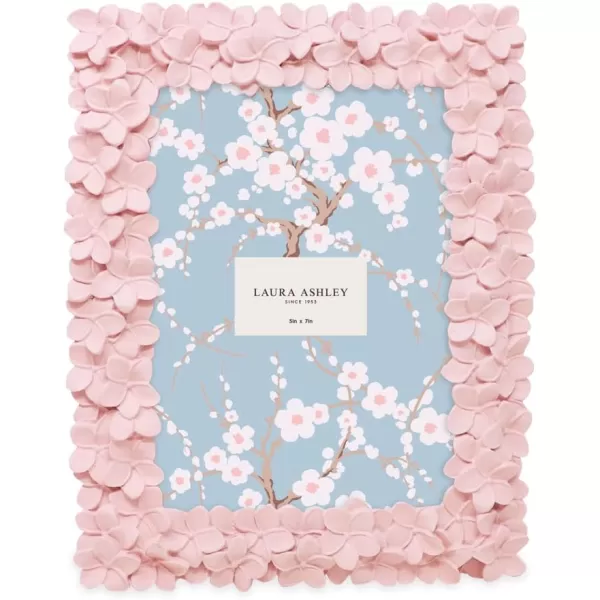 Laura Ashley 4x6 Mint Green Flower Textured Hand-Crafted Resin Picture Frame w/Easel &amp; Hook for Tabletop &amp; Wall Display, Decorative Floral Design Home Décor, Photo Gallery, Art 