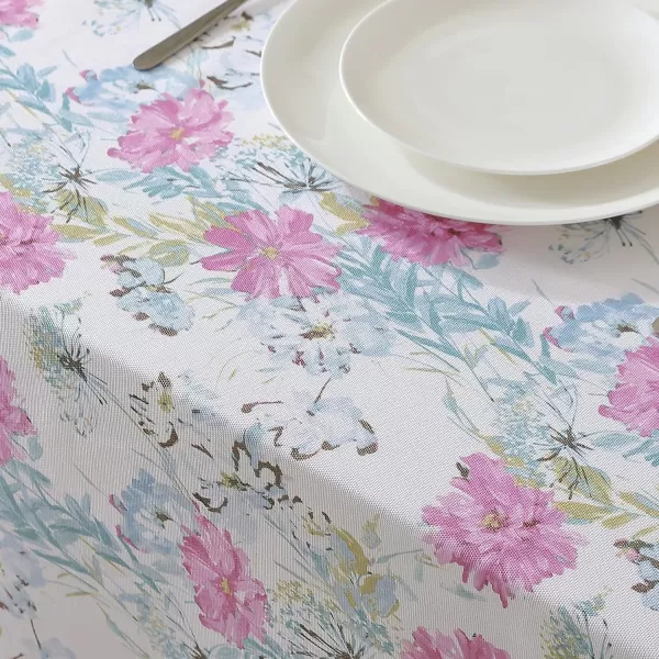 Laura Ashley Decorative Tablecloth, Wrinkle and Stain Resistant, Spillproof Water Repellant, Easy Care Washable Polyester Fabric for Dining, Kitchen, Holiday and Party, 70" Round, Cosmos