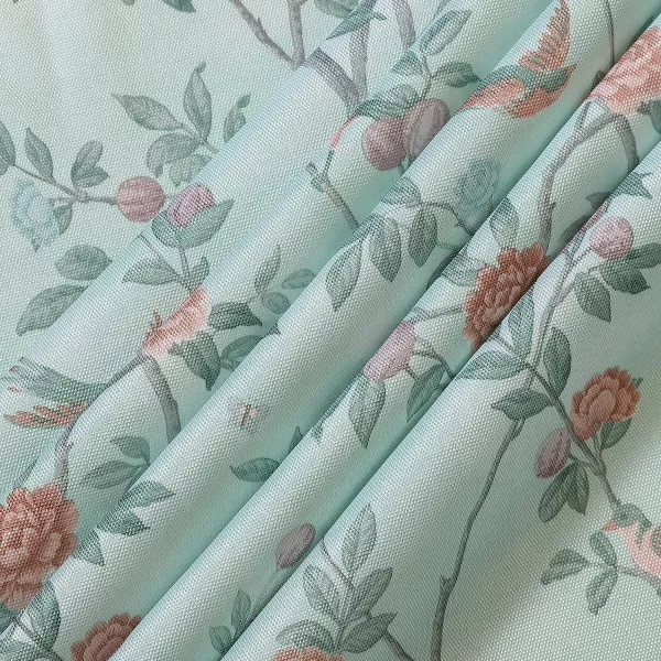 Laura Ashley Decorative Tablecloth, Wrinkle and Stain Resistant, Spillproof Water Repellant, Easy Care Washable Polyester Fabric for Dining, Kitchen, Holiday and Party, 70" Round, Cosmos