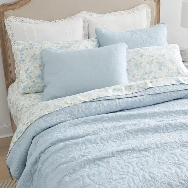Laura Ashley Felicity Collection Quilt Set-100% Cotton, Reversible, All Season Bedding with Matching Sham, Pre-Washed for Added Softness, Queen, White