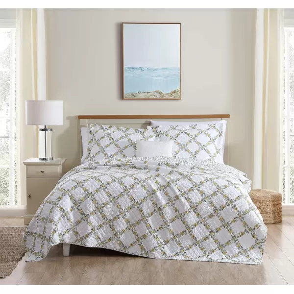 Laura Ashley Home | Antoinette Collection | Quilt Set - 100% Cotton, Reversible, Ultra-Soft Bedding with Matching Shams, Queen, Dandelion