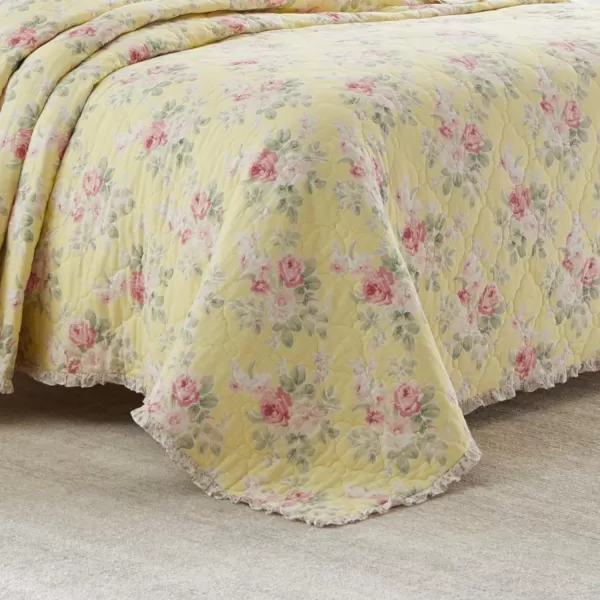 Laura Ashley Home | Melany Collection | Luxury Premium Ultra Soft Quilt Coverlet, Comfortable &amp; Lightweight All Season Bedding, Queen, Yellow