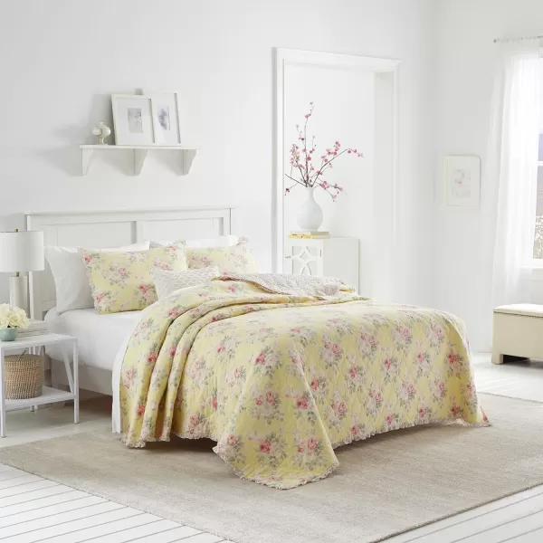 Laura Ashley Home | Melany Collection | Luxury Premium Ultra Soft Quilt Coverlet, Comfortable &amp; Lightweight All Season Bedding, Queen, Yellow