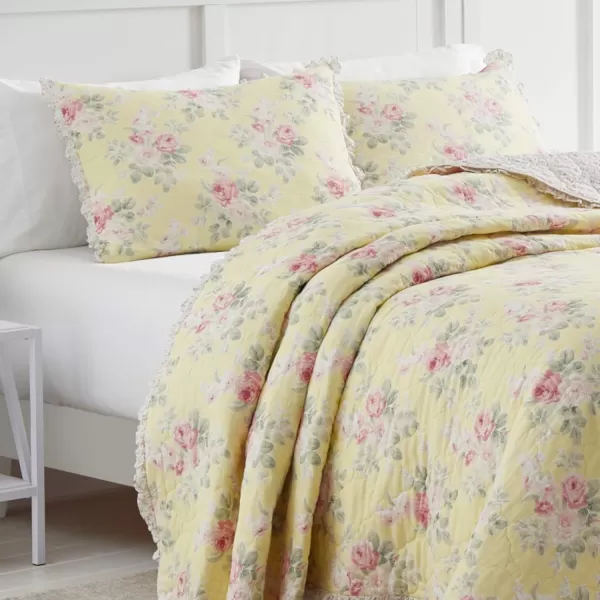 Laura Ashley Home | Melany Collection | Luxury Premium Ultra Soft Quilt Coverlet, Comfortable &amp; Lightweight All Season Bedding, Queen, Yellow
