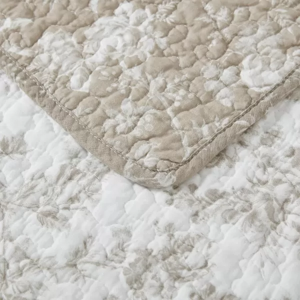 Laura Ashley Home - Queen Quilt Set, Reversible Floral Cotton Bedding with Matching Shams, Home Decor for All Seasons 