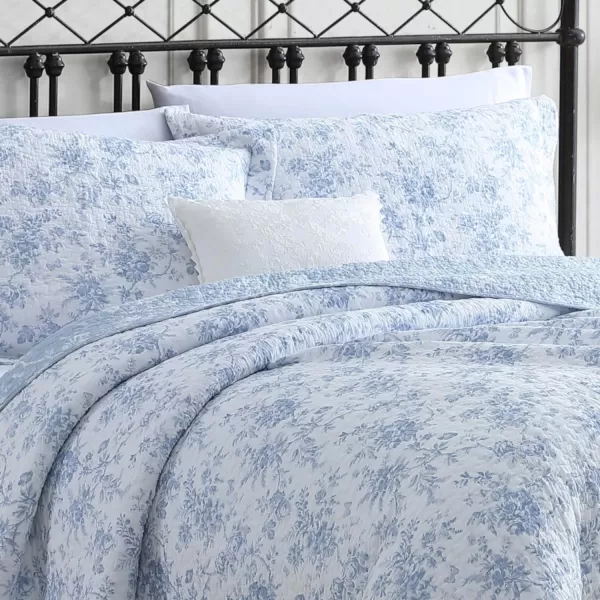 Laura Ashley Home - Queen Quilt Set, Reversible Floral Cotton Bedding with Matching Shams, Home Decor for All Seasons 
