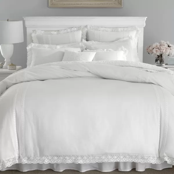 Laura Ashley - King Duvet Cover Set, Reversible Cotton Bedding with Matching Shams, Lightweight Home Decor for All Seasons 