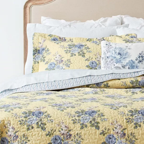 Laura Ashley Linley Collection Quilt Set-100% Cotton, Reversible, Lightweight &amp; Breathable Bedding, Pre-Washed for Added Softness, Queen, Pale Yellow