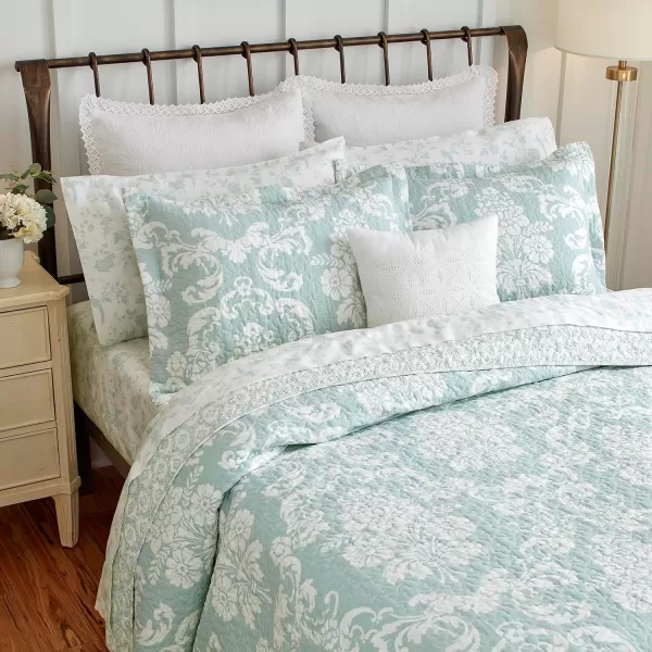 Laura Ashley- Queen Quilt Set, Cotton Reversible Bedding Set with Bonus Pillow Cover, All Season Cottage Home Décor 