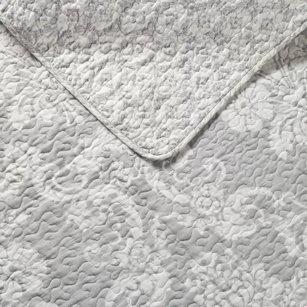 Laura Ashley- Queen Quilt Set, Cotton Reversible Bedding Set with Bonus Pillow Cover, All Season Cottage Home Décor 