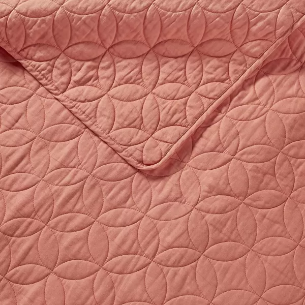 Laura Ashley Solid Collection Quilt Set-100% Cotton, Breathable, All Season Bedding with Matching Sham, Pre-Washed for Added Softness, Twin, Coral