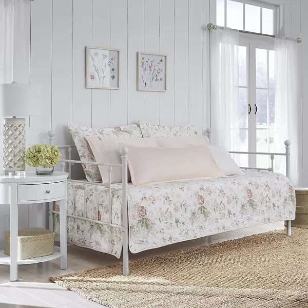 Laura Ashley - Twin Quilt Set, Reversible Cotton Bedding with Matching Sham, Lightweight Home Decor for All Seasons 
