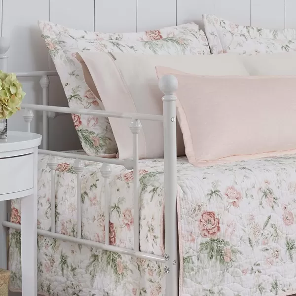 Laura Ashley - Twin Quilt Set, Reversible Cotton Bedding with Matching Sham, Lightweight Home Decor for All Seasons 