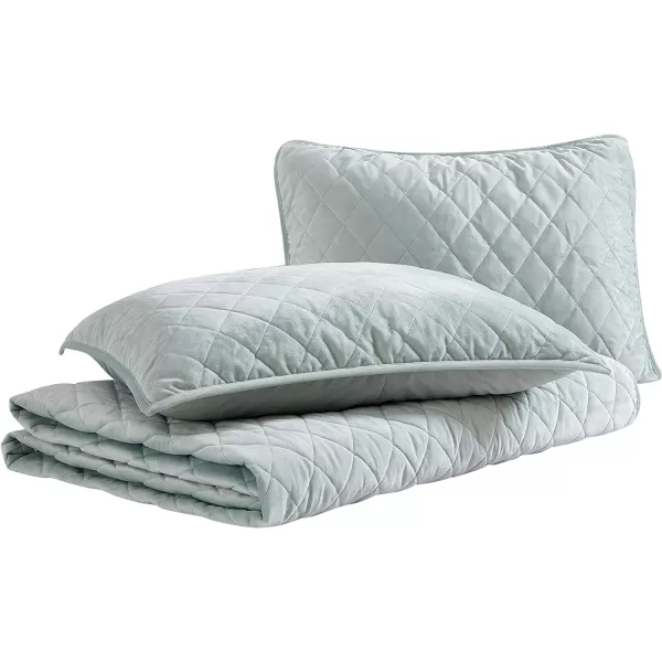 Laura Ashley - Twin Quilt Set, Solid Velvet Reversible Bedding, All Season Home Decor with Sham &amp; Bonus Pillow Cover 