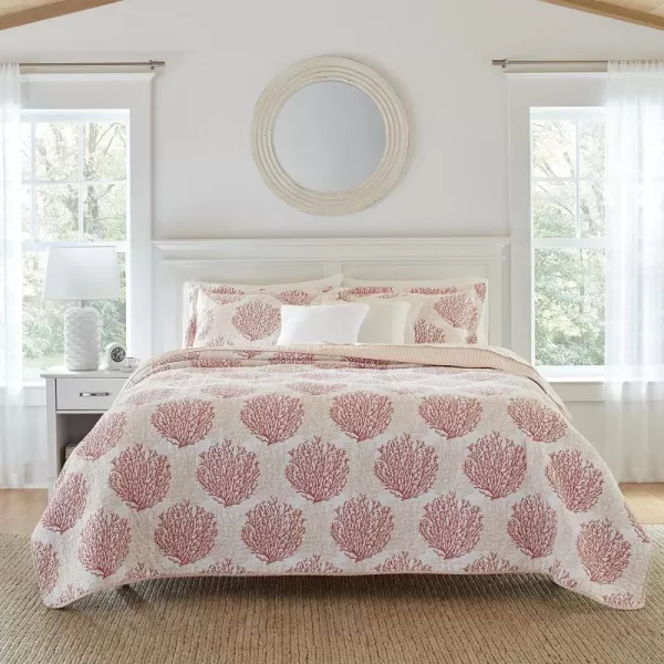Laura Ashley | Coral Coast Collection | Quilt Set - Ultra Soft All Season Bedding, Reversible Stylish Bedding with Matching Sham, Queen, Coral