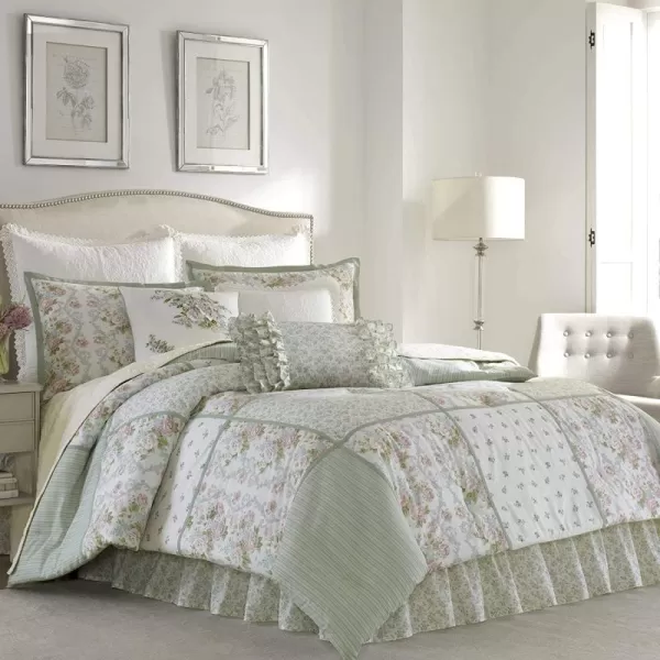 Laura Ashley - Full Comforter Set, Reversible Cotton Bedding with Matching Shams &amp; Bedskirt, Stylish Home Decor for All Seasons 