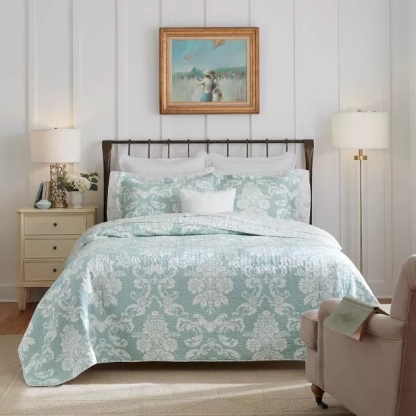 Laura Ashley- Queen Quilt Set, Cotton Reversible Bedding Set with Bonus Pillow Cover, All Season Cottage Home Décor 