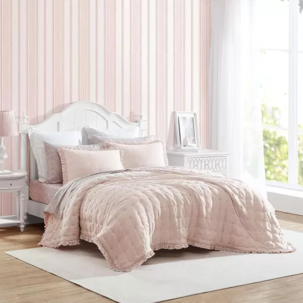 Laura Ashley- Twin Quilt Set, Reversible Bedding Set Including Sham, All Season Farmhouse Home Décor 