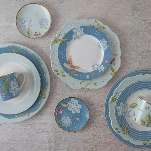 Laura Ashley Heritage Seaspray Candy 8" Dinner Plate Set in Giftbox - Porcelain Dining Plates - Microwave Safe Ceramic Dinnerware, Floral/Blue