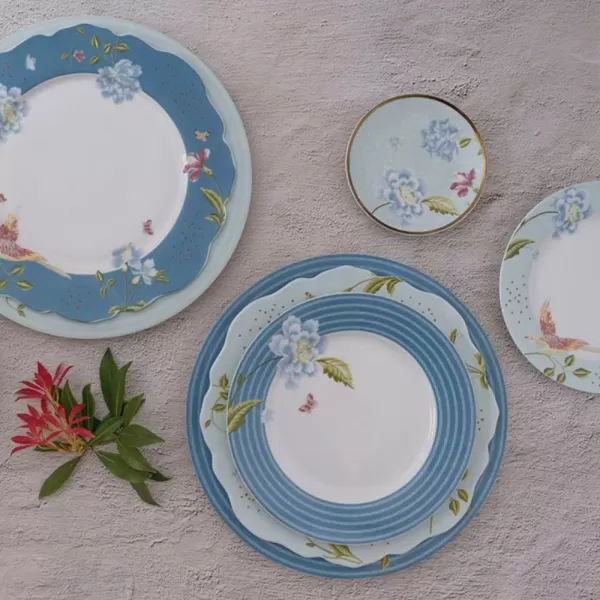 Laura Ashley Set/4 plates irregular 245 Mint Uni in giftbox Heritage Collectables