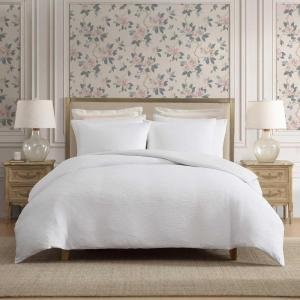 image:imageLaura Ashley  Queen Size Duvet Cover Set 100 Soft Woven Gauze Bedding 3 Piece Reversible Bed Set with Matching Pillowcases Crinkle GreenCrinkle White